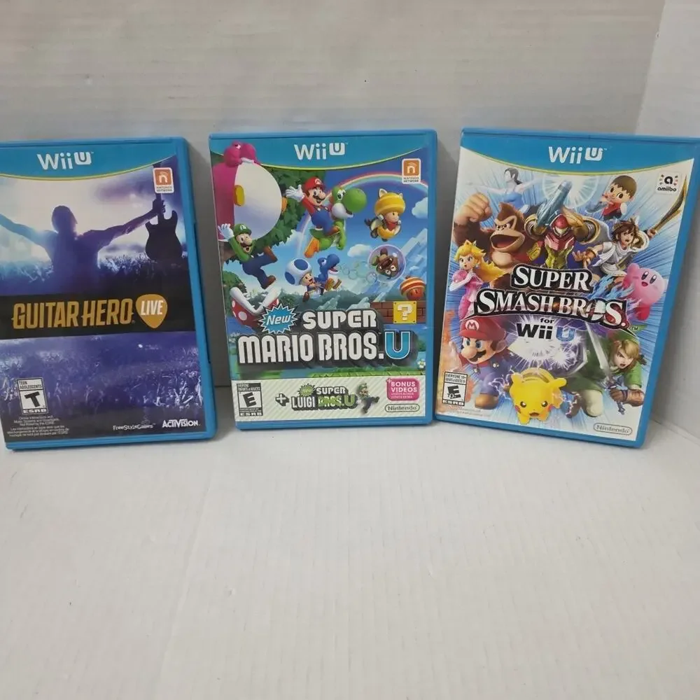 Lot Of 3 Wii U Games Super Smash Bros & Super Mario Bros & Guitar Hero Live